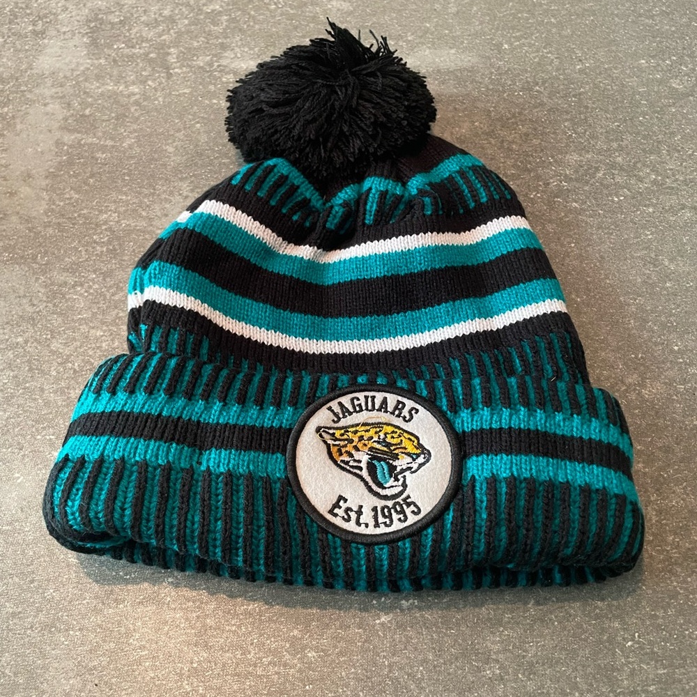 PRICE IS FIRM Brand new Jacksonville Jaguars beanie
